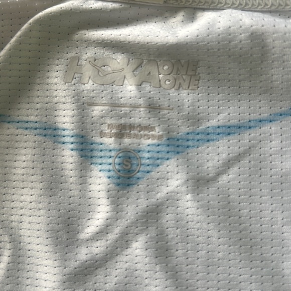 Hoka One One small pro technical shirt - Picture 3 of 4